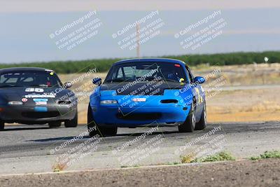 media/Jun-04-2022-CalClub SCCA (Sat) [[1984f7cb40]]/Group 1/Qualifying (Sweeper)/